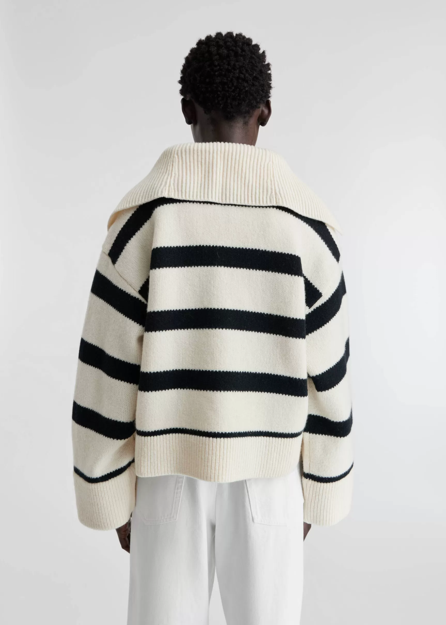 Clio Cropped Sweater | AXEL ARIGATO New